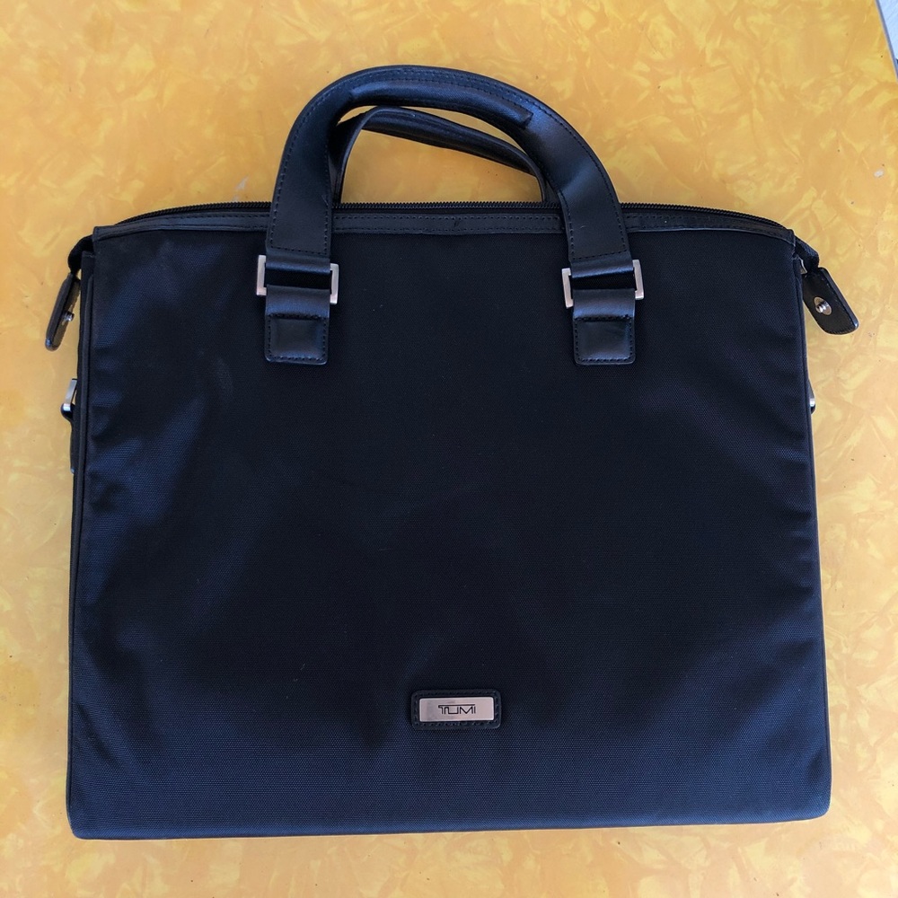 Tumi Laptop Carrier/Laptop Bag